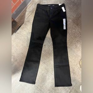 NWT - OLD NAVY KICKBOOT JEANS
